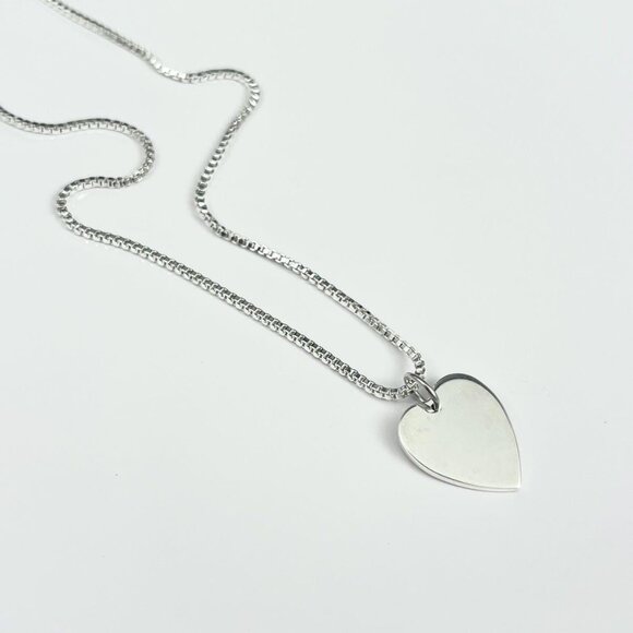 Gucci .925 Silver Big Heart Pendant on Chain/Necklace - Picture 2 of 6